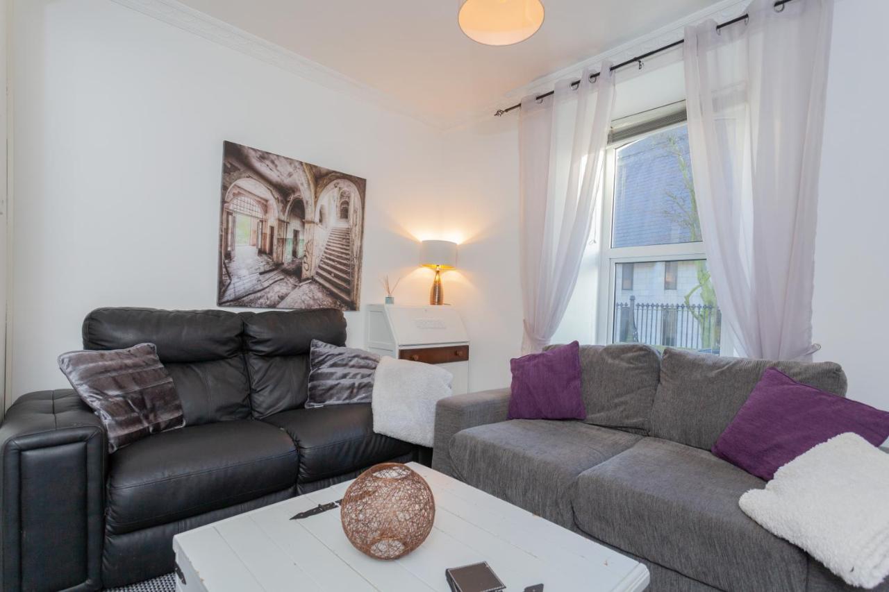 فيلا Windsor House لندنديري المظهر الخارجي الصورة